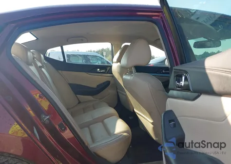 2017 Nissan Maxima 3.5 Sv z USA, uszkodzony, nr VIN 1N4AA6AP3HC415040